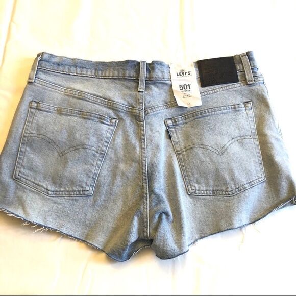 -Levi’s 501 High Rise Button Fly Jean Shorts NWT 32 - Picture 2 of 6
